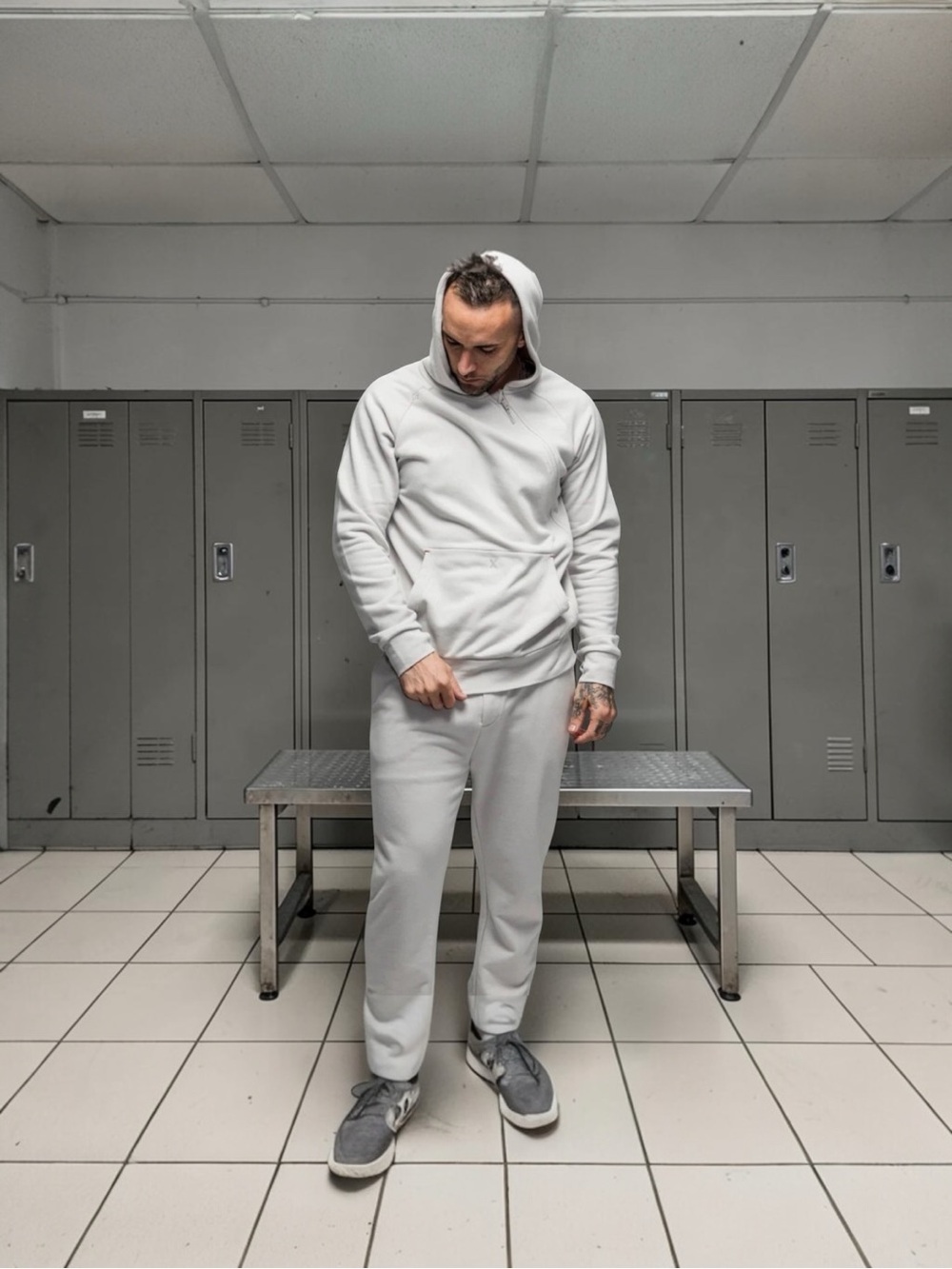TUXY THE VIBE SUIT LIGHT GREY NWT Size XL Lounge Tracksuit